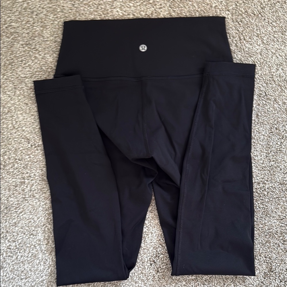 Lululemon Wunder Under 25” Legging Women’s Size 6 Black